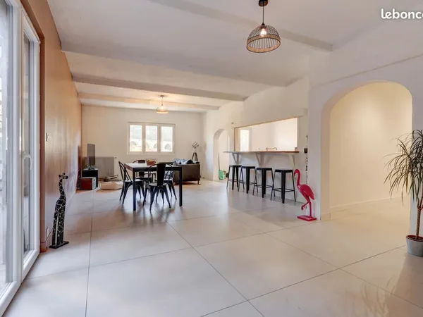 Appartement 4 pièces 139 m² 