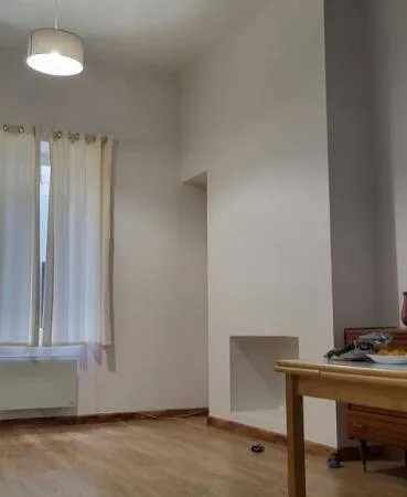Studio 1 pièce 43 m² 