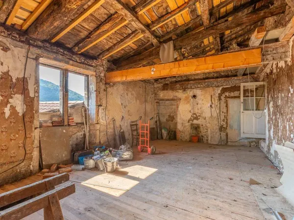 Maison 4 pièces 186 m² 