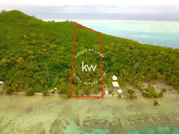 VENTE d'un terrain de 17 517 m² à BORA BORA