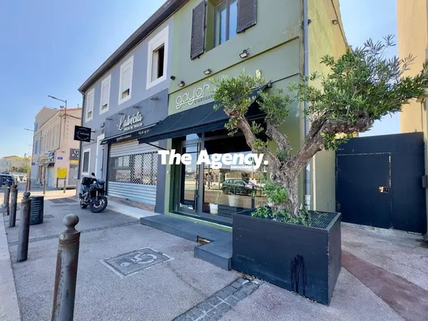 Boutique 52 m² Marseille 