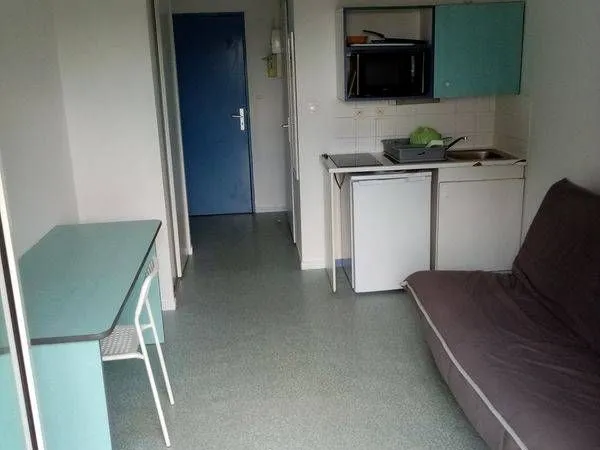 Studio 1 pièce 18 m² 