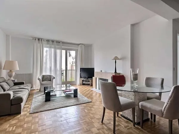 Appartement 2 pièces 72 m² 