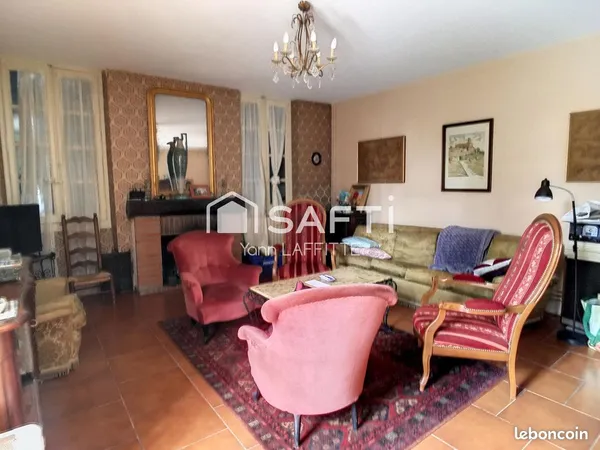 Propriété 7 pièces 160 m² 