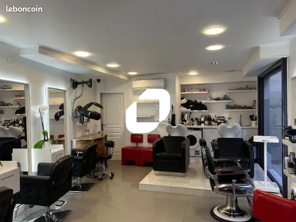 Fonds de commerce coiffure 36 m² 