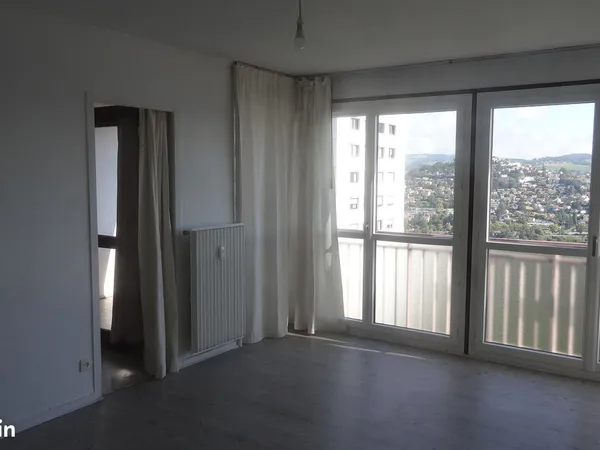 Appartement F2 avec CAVE et GARAGE SECURISER 