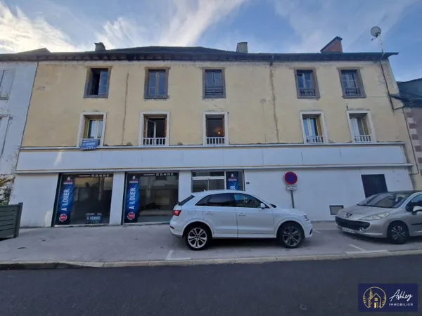 Immeuble Vente Champs-sur-Tarentaine-Marchal   43000€