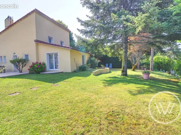 Villa 6 pièces 126 m² 