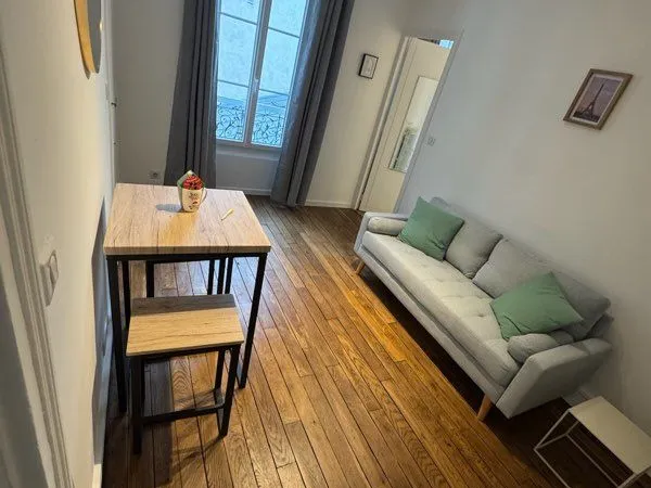 Mairie de Clichy 2 pièces meublé 