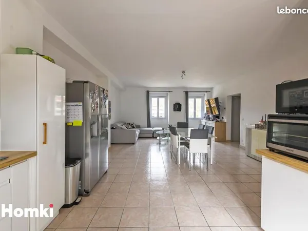 Appartement 2 pièces 66 m² 