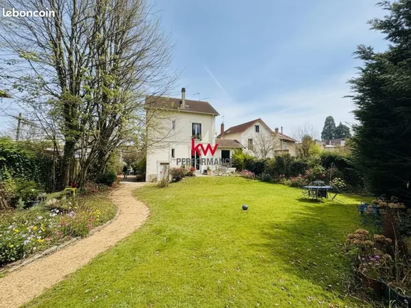 Maison 9 pièces 128 m² 