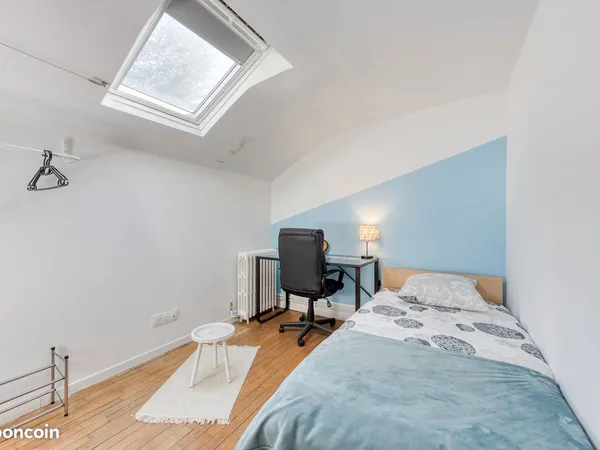 Chambre dans villla en colocation à 30 min Paris 13ème via T9 