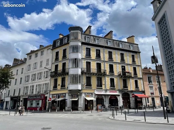 Appartement 6 pièces 170 m² 