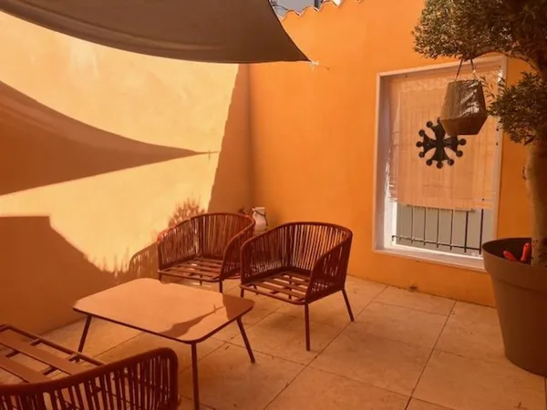Maison vigneronne garage et terrasse 