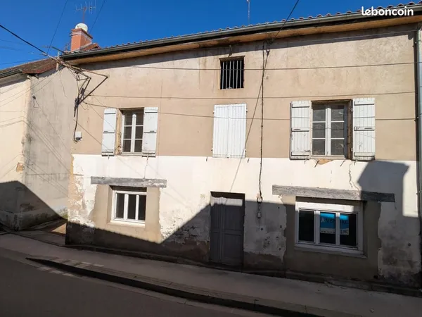Maison de village 1 pièce 137 m² 