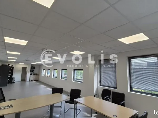 Bureaux 80 m²