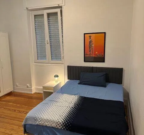 Studio 1 pièce 16 m² 