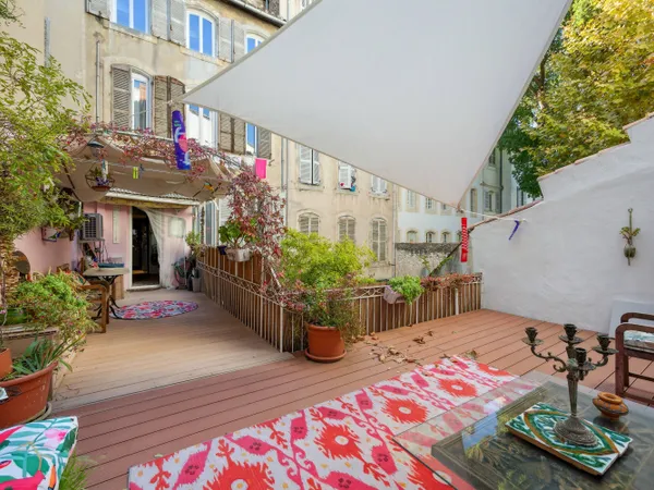 Vends appartement 80m², terrasse de 37m², Marseille 6ème 