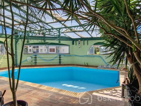 Appartement avec terrasse et piscine 