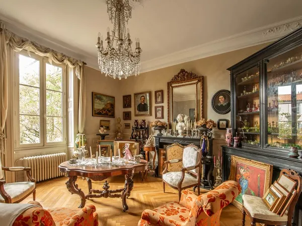 Maison individuelle 17 pièces 419 m² 