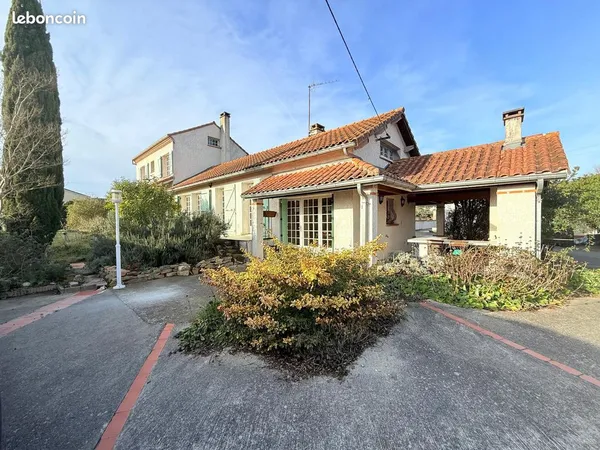 Villa 6 pièces 179 m² 