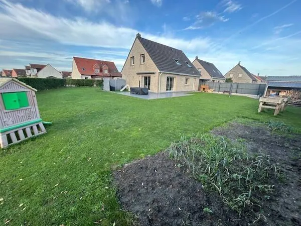 Pavillon 7 pièces 114 m² 