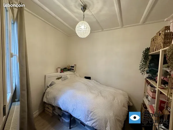 Studio 1 pièce 15 m² 