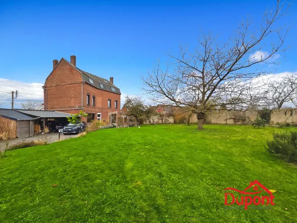 Magnifique maison de 344 m2 , 7 chambres , jardin , garage ! cha 