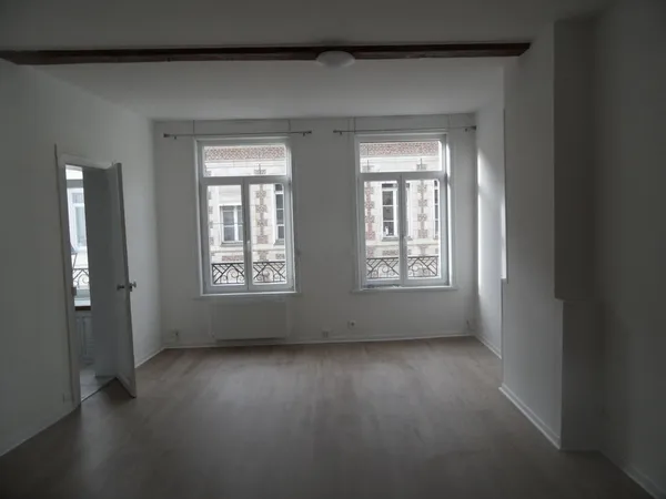 Appartement T2 Cambrai centre ville 54 m2 1er étage 