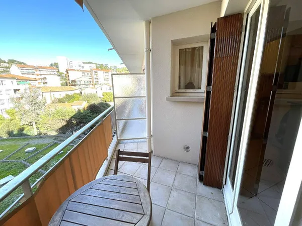Appartement 1 pièce 28 m² 