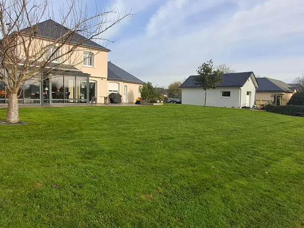 Maison 8 pièces 189 m² 