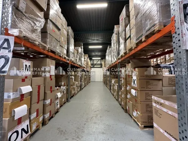Activités 710 m² (non div.) à louer (MUNDOLSHEIM 67450) 
