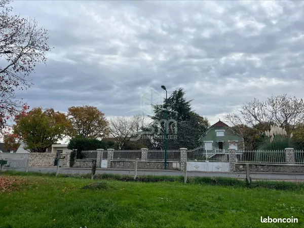 Terrain 537 m² Montbazon 