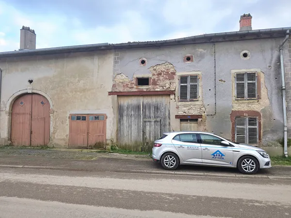 Ensemble de 2 maisons à renover 