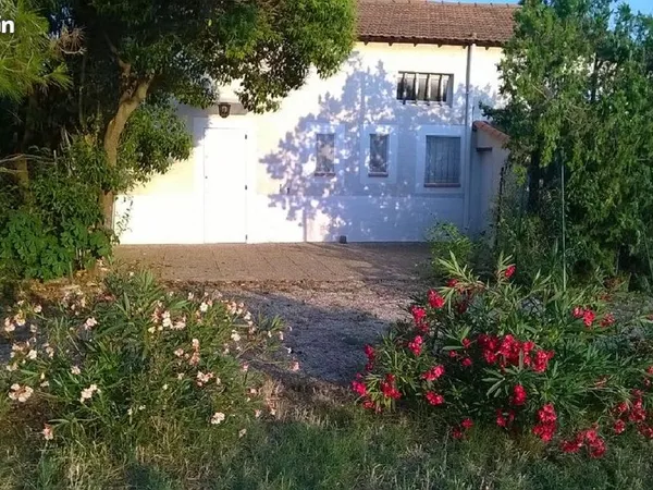 T3 65m² +terrasse 30m² + jardin 