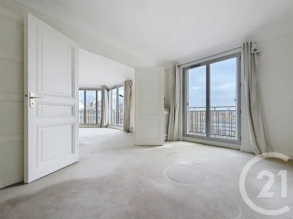 Appartement 4 pièces 102 m² 