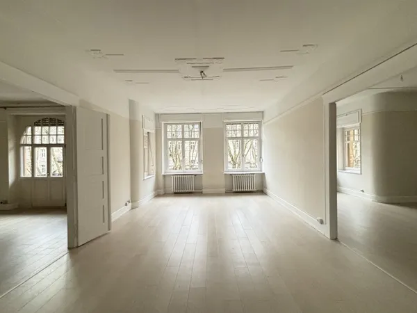 Appartement 6 pièces 199 m² 