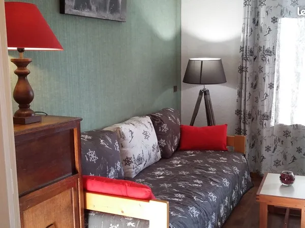 Studio meublé 
