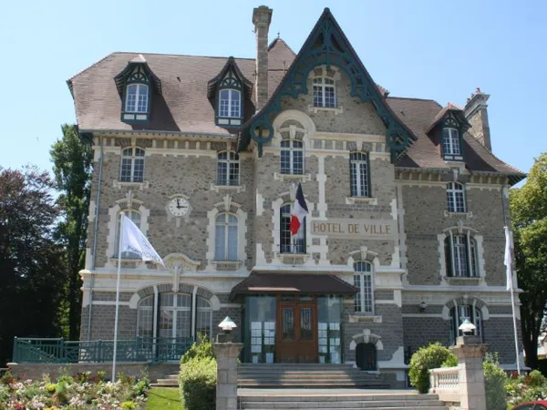 Pornichet - Vends belle villa pornichétine de 140m² sur un beau terrain d'environ 1000m² 
