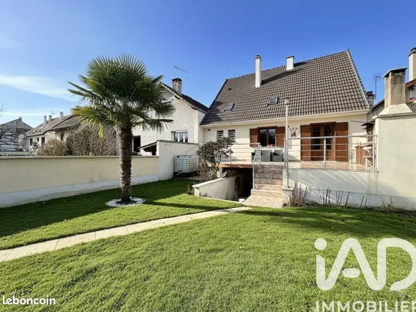 Maison 5 pièces 115 m² 