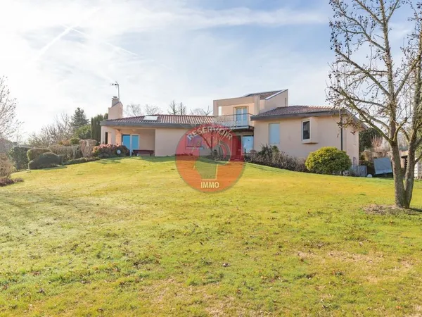 Maison 6 pièces 162 m² 