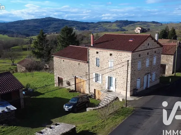 Propriété 4 pièces 102 m² 