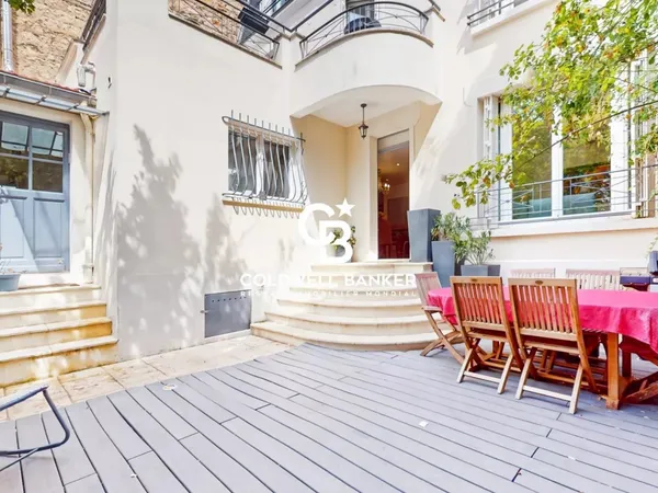 Superbe 8 pièces avec terrasses 