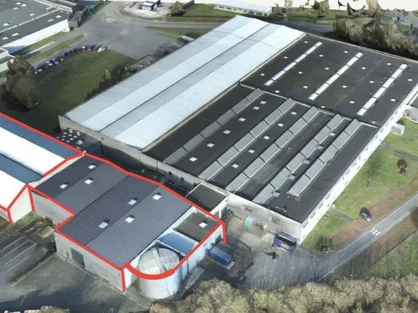 Entrepôt 620 m² 