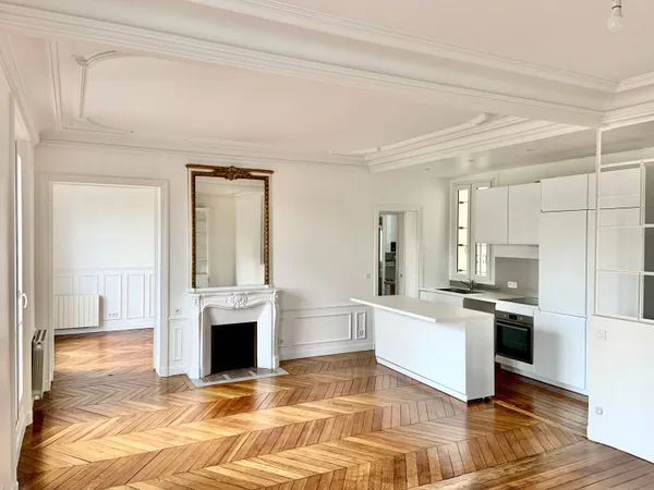 Location appartement 2/3 pièces 62m² - Motte picquet 