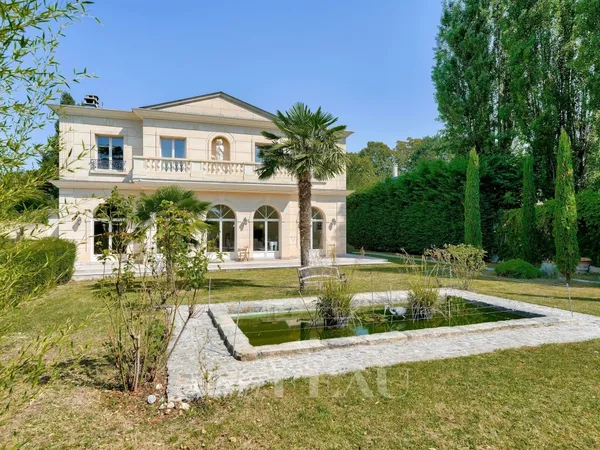 MAISON CONTEMPORAINE 4 CHAMBRES (LE VESINET) 