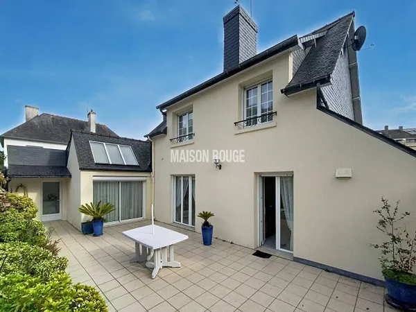 Maison de plain-pied 4 pièces 125 m² 