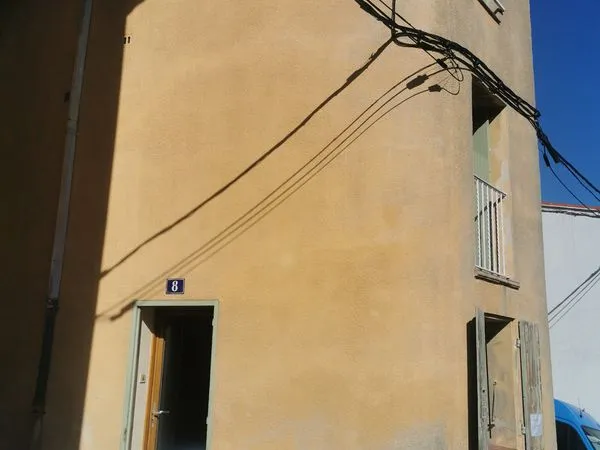 Maison 42 m2 centre historique à Elne 