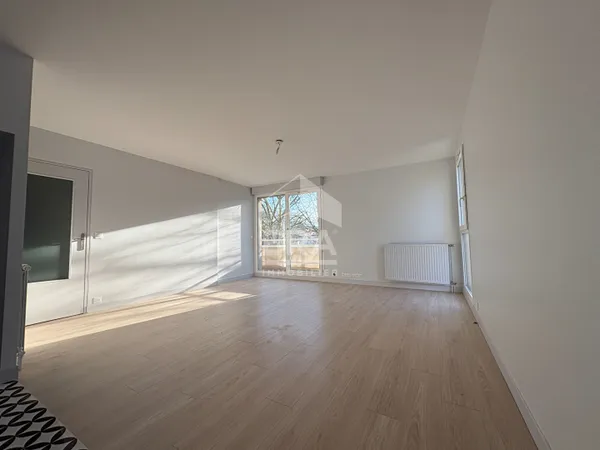 Appartement Guyancourt 4 pièce(s) 81.98 m2 