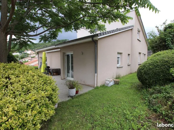 Maison 7 pièces 156 m² 